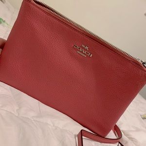 Pink coach crossbody purse